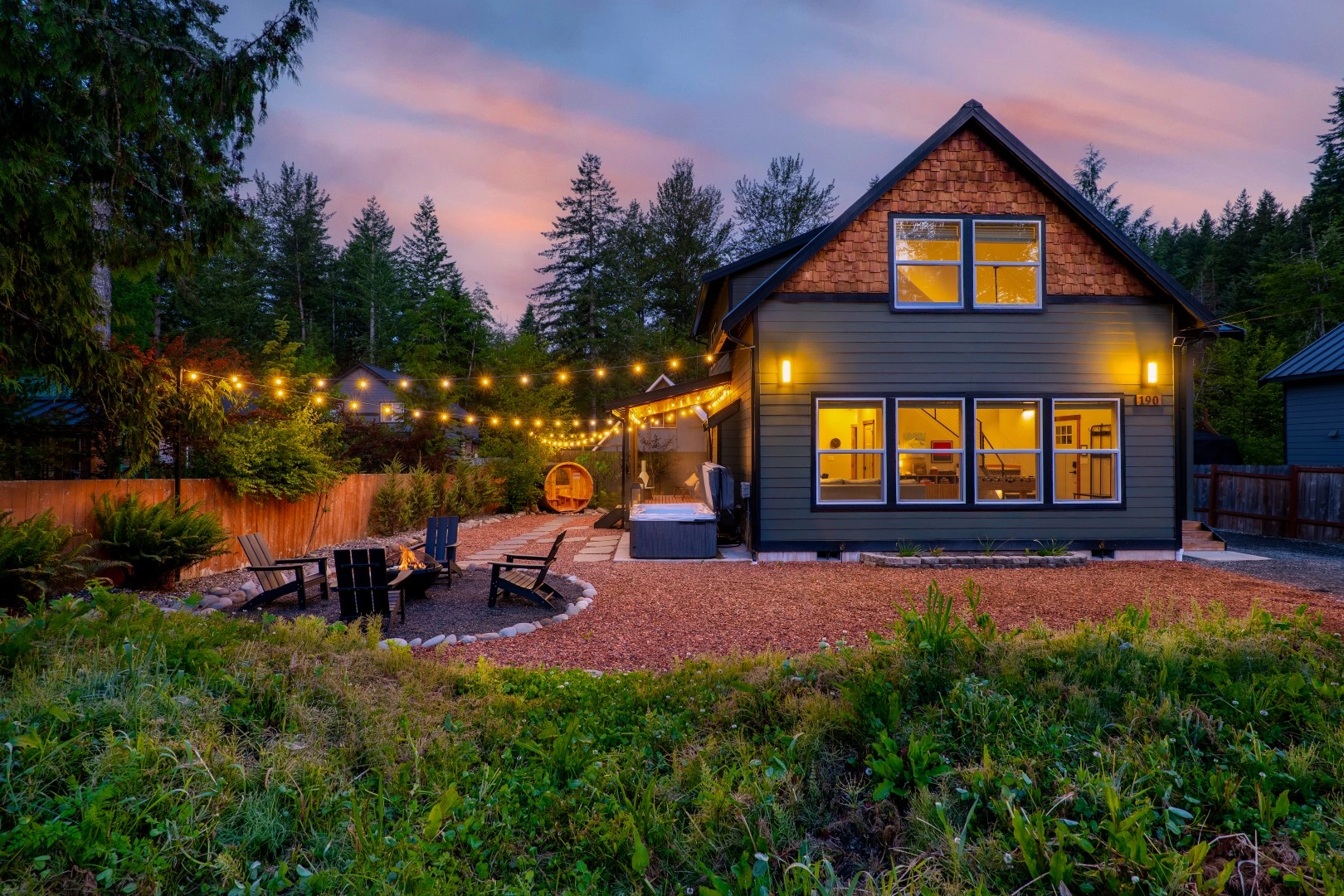 Rainier Spa Cabin 7 Minutes to Park